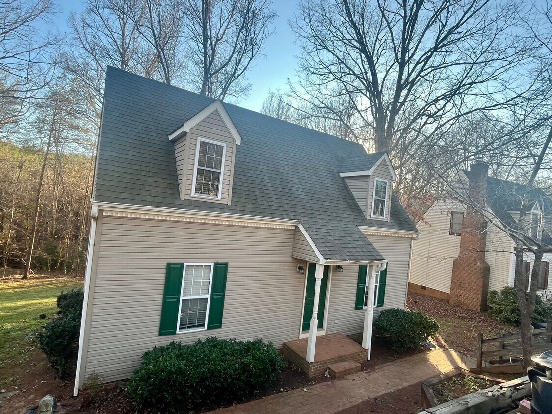 3 Bedroom 2 Bath House Located in Central SC - 3 Bedroom 2 Bath House Located in Central SC