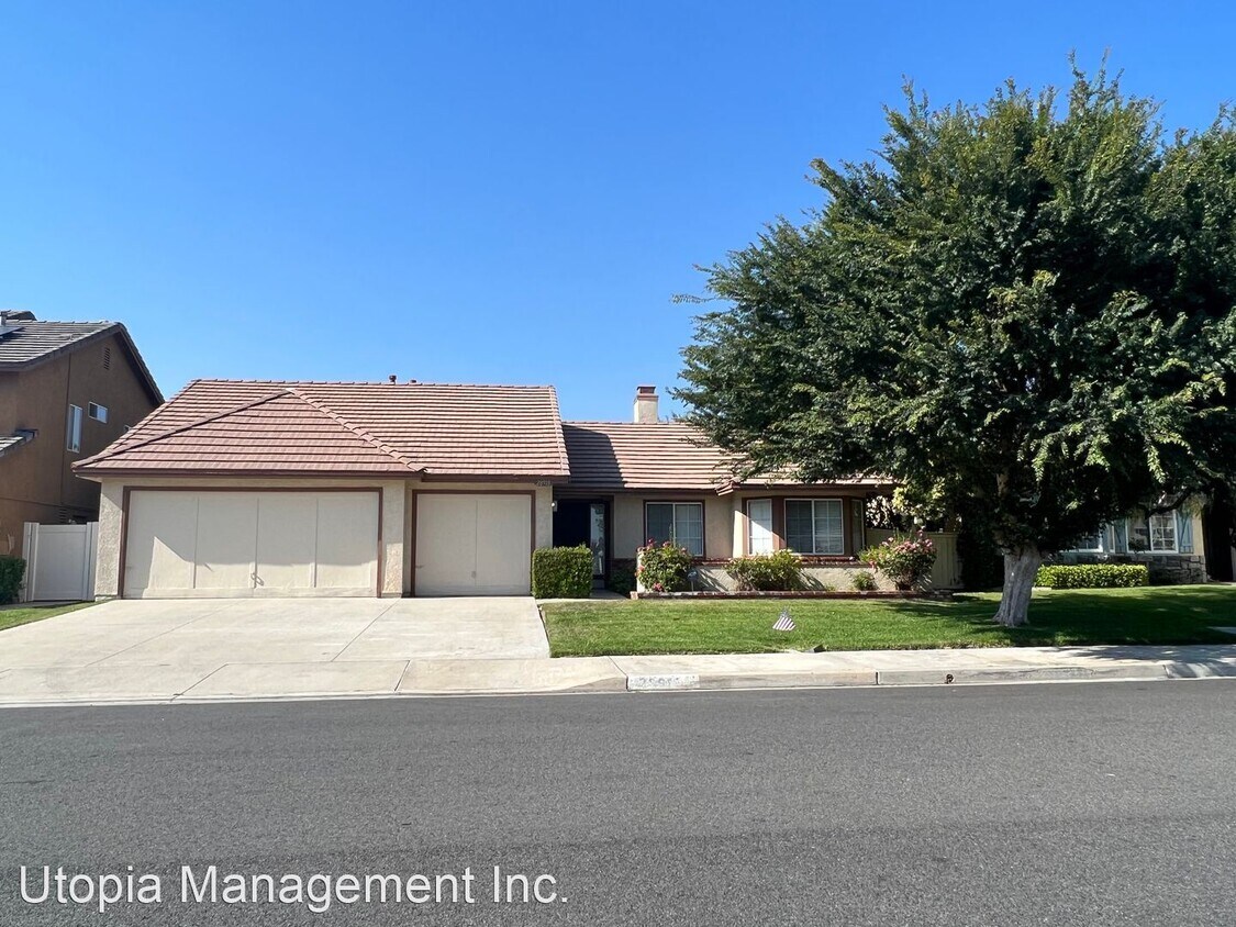 Primary Photo - 3 br, 2 bath House - 28918 Loire Valley Ln