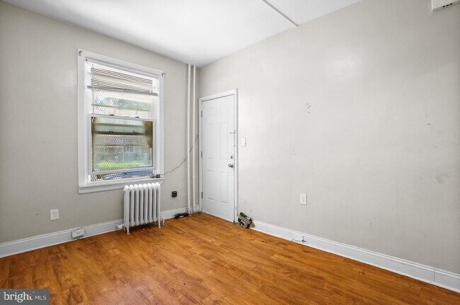 Foto del edificio - 1460 N 56th St