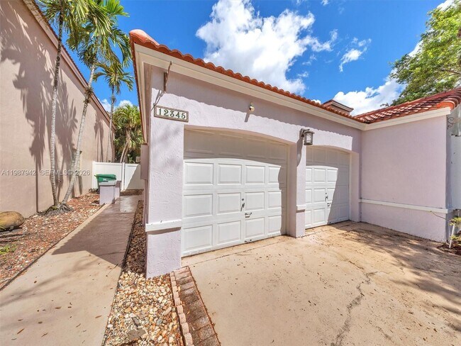 Foto del edificio - 12345 NW 1st St