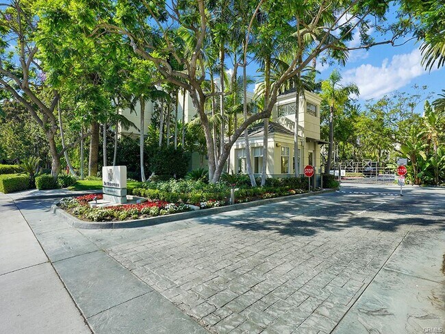 Comunidad cerrada con guardia - 2233 Martin