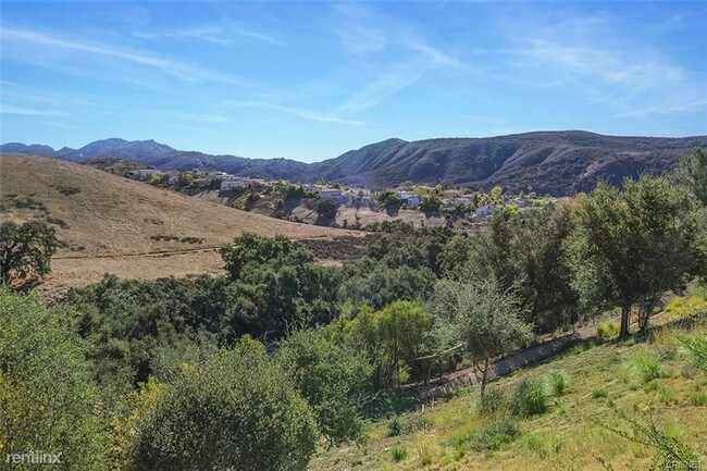Foto del edificio - 4 br, 3 bath House - 3170 White Cedar Pl