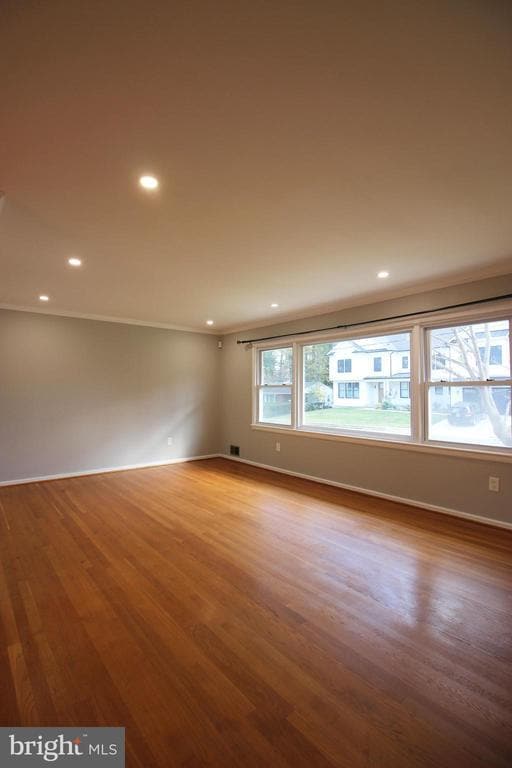 Foto del edificio - 102 Yeonas Dr SE