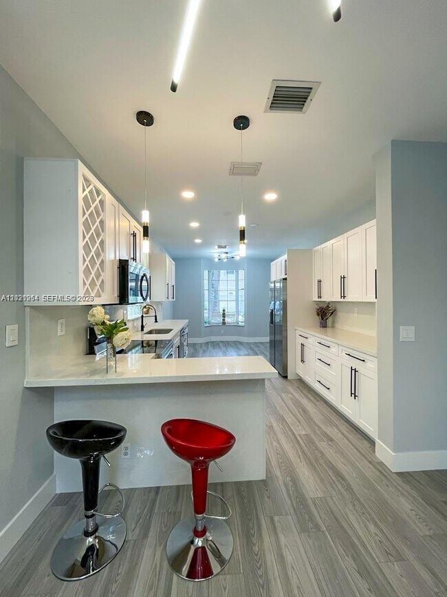 Foto del edificio - 1261 Hayes St