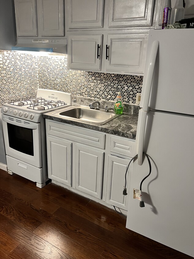 Foto principal - 4175 Bronxwood Ave