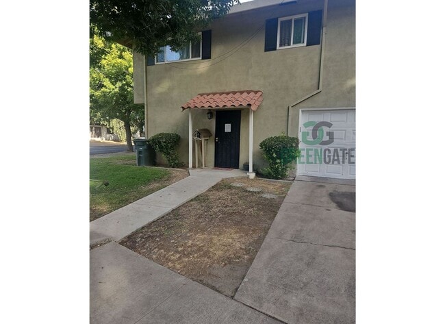 Foto del edificio - 3000 Carver Rd