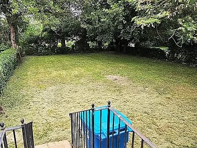 Foto del edificio - 10073 Royal Dr