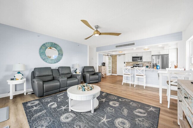 Building Photo - 205 Jimmy Buffett Mem Hwy