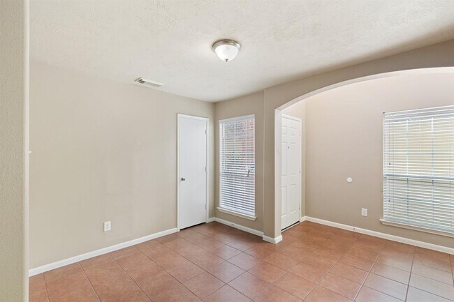 Foto del edificio - 15435 Bammel Fields Ct