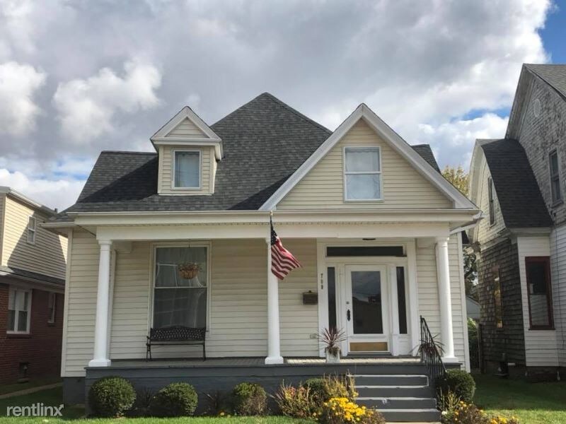 Primary Photo - 3 br, 2.5 bath House - 709 Allen St