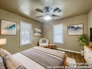 Building Photo - 120 Gifford St