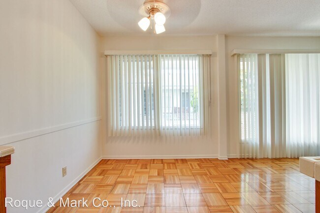 Building Photo - 933 3rd St