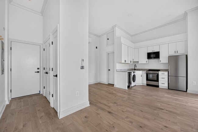 Photo - 311 East Capitol St SE (Washington, DC) Apartment