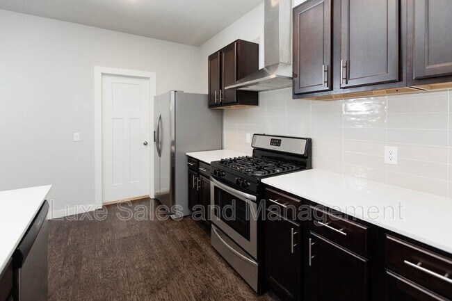 Foto del edificio - 2124 Camino Del Plaza Ln