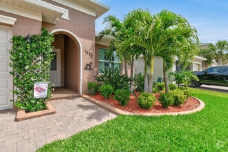 Building Photo - 1277 NW Leonardo Cir