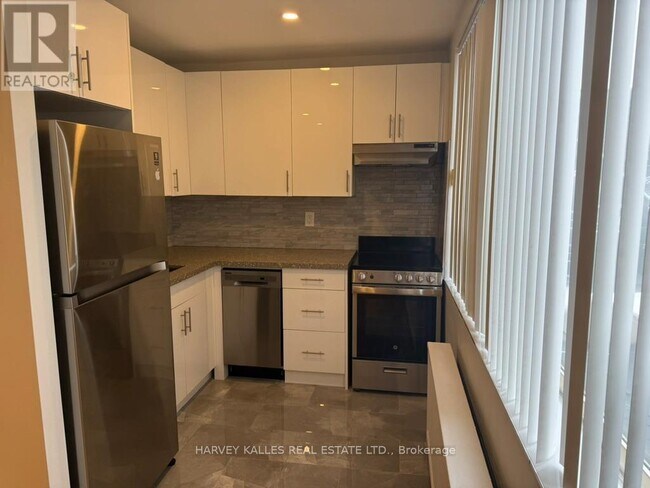 Building Photo - 180 Vaughan Rd