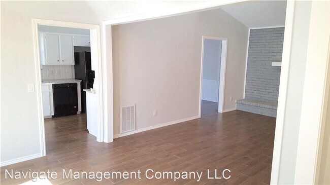 Building Photo - 4 br, 2 bath House - 1319 Juniper Ln