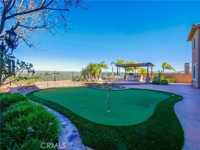 Foto del edificio - 8072 Soft Winds Dr