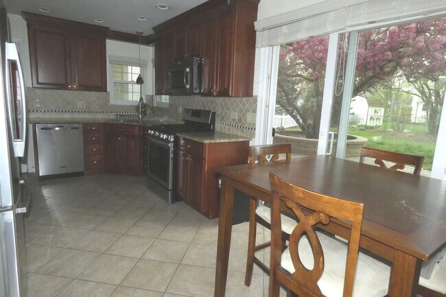 Foto del edificio - 30W251 Mack Rd