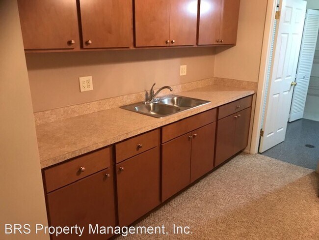 Foto del edificio - 3 br, 1 bath House - 84 Union Street