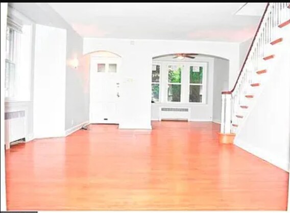 Primary Photo - 5726 Woodbine Ave