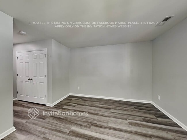 Building Photo - 117 Blackthorne Ct