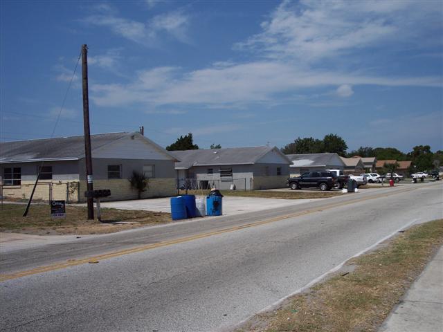 Foto del edificio - 85-125 Lucas Rd