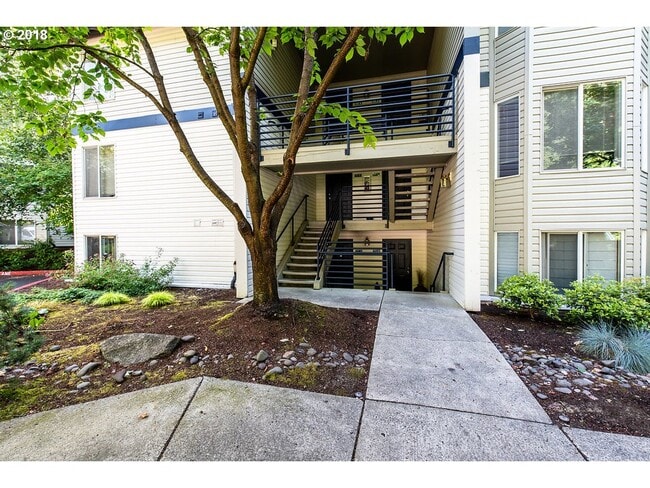 Building Photo - 5156 SW Multnomah Blvd
