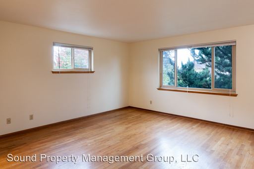 Primary Photo - 124 11th Ave