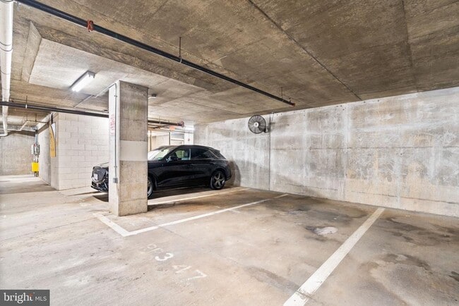 Foto del edificio - 3600 S Glebe Rd