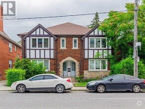 Building Photo - 987 Avenue Rd