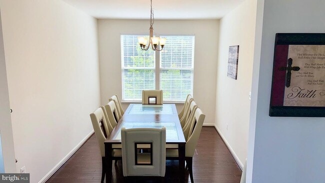 Building Photo - 46159 Seabiscuit Ct