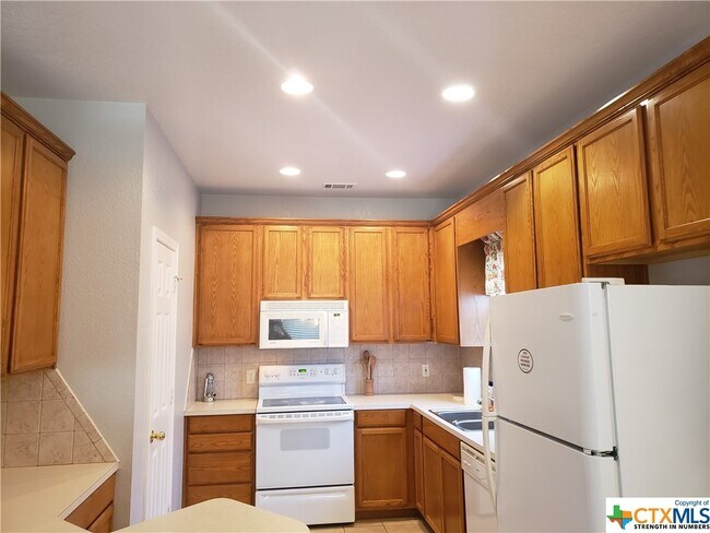Foto del edificio - 3049 Buckskin Ln