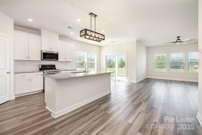 Foto del edificio - 4502 Bright Rd