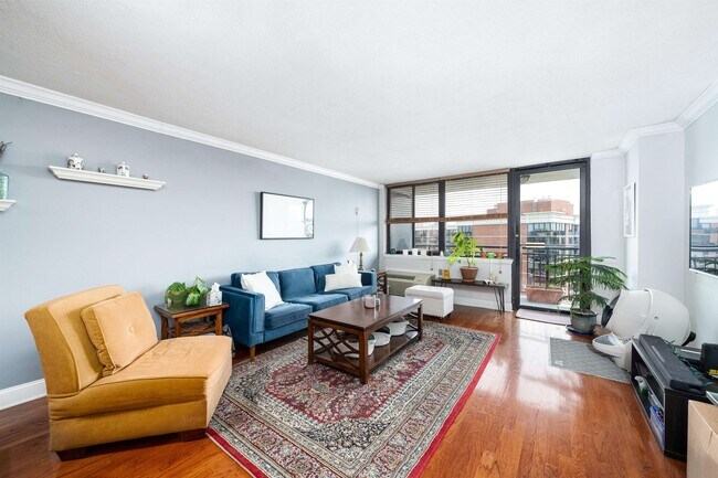 Foto del edificio - 551 Observer Hwy
