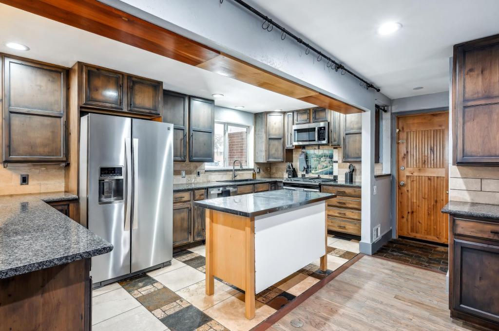 Foto principal - 151 S Ames St