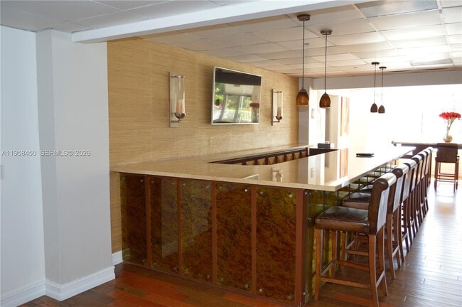 Foto del edificio - 2451 Brickell Ave