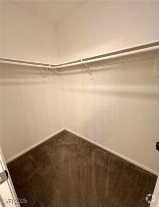 Building Photo - 7828 Wavering Pine Dr