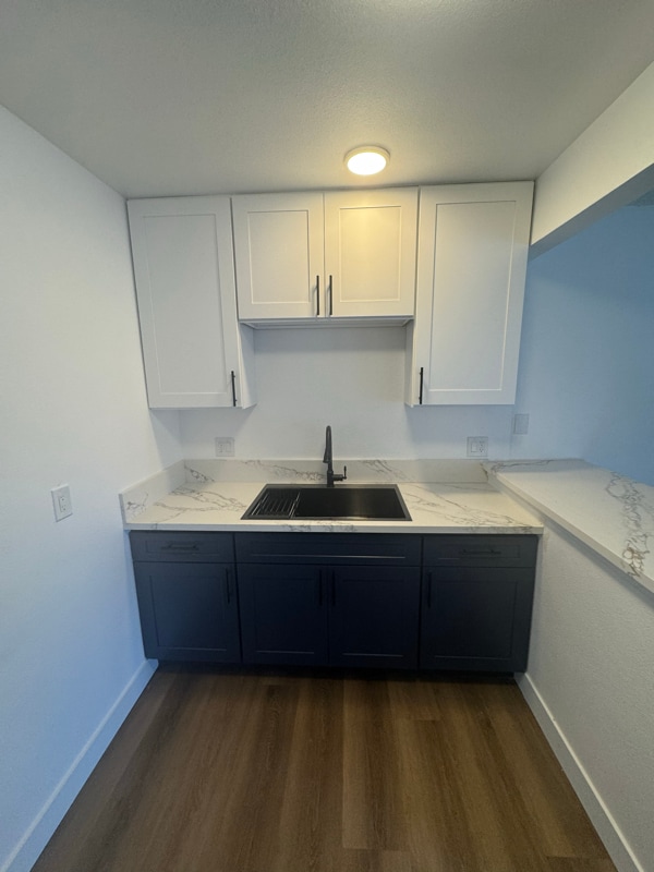 Building Photo - 9361 Cellini Ave