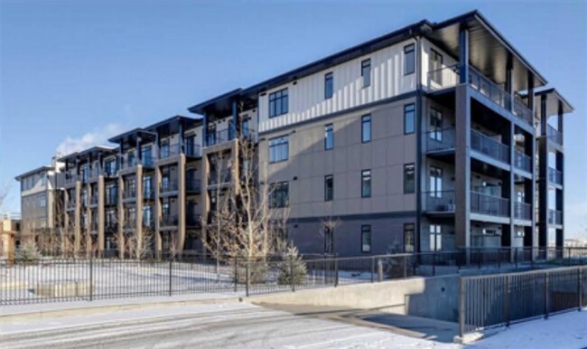 Photo du bâtiment - Come enjoy the quality, charm and elegance that define this Seton residence.