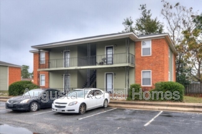 Foto del edificio - 2573 1/2 Tobacco Road - D