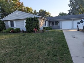 Building Photo - 406 Allonby Dr