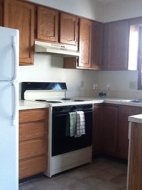 Building Photo - 205 Stonewall Ct