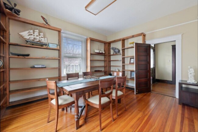 Foto del edificio - Charming Historic 4BR House in Luray
