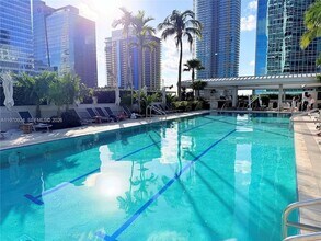 Building Photo - 1395 Brickell Ave