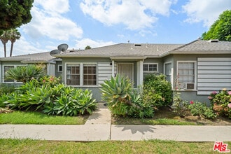 Building Photo - 7109 Flight Ave