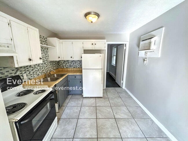 Building Photo - 5116 Linbar Dr