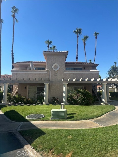 Foto principal - 505 S Farrell Dr