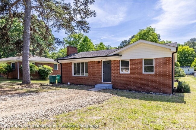 Building Photo - 409 Eastover Ave