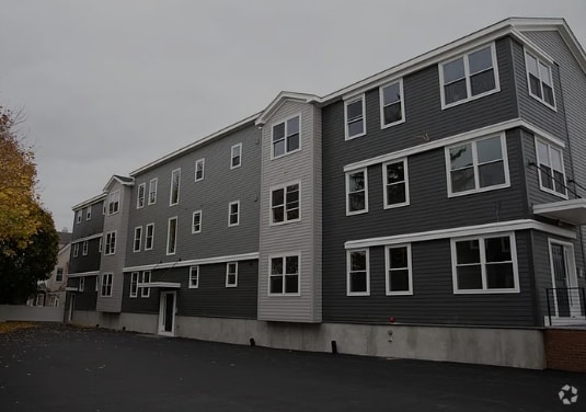 Building Photo - 44 Francis St